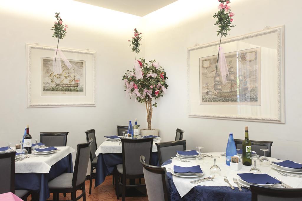Nautilus Hotel Riccione Eksteriør billede