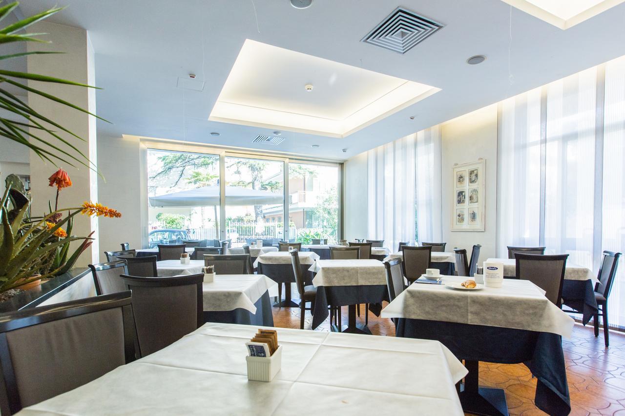 Nautilus Hotel Riccione Eksteriør billede